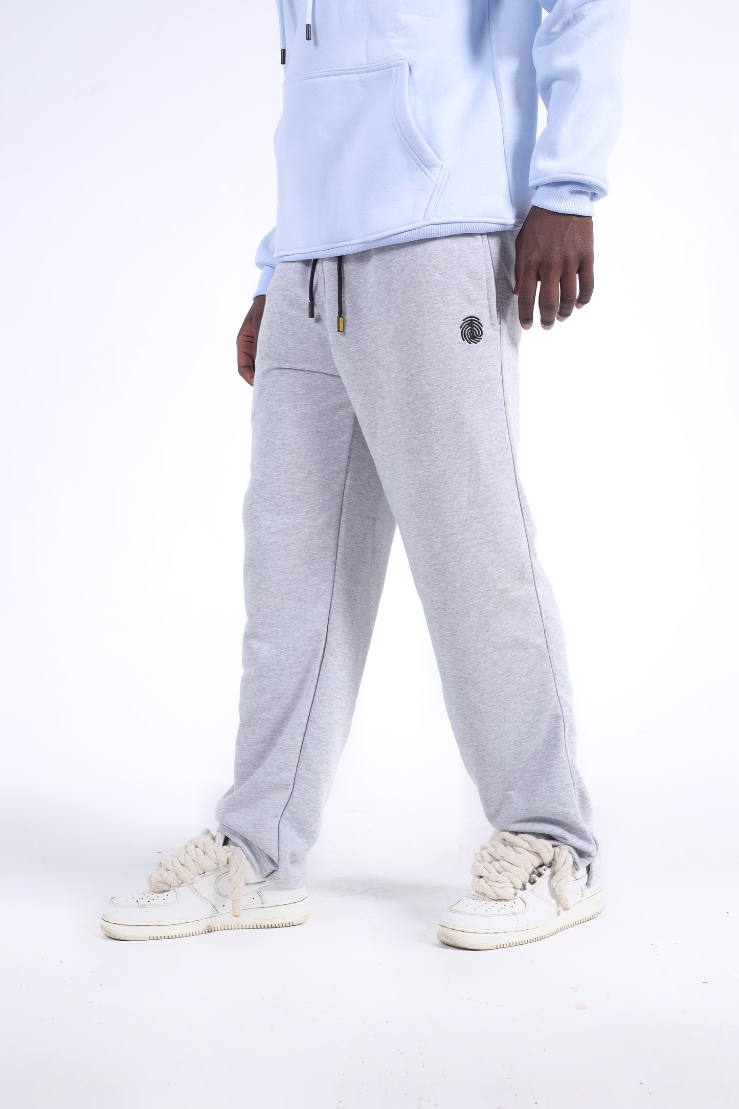 Essential Emblem Sweatpants (Heather Grey)