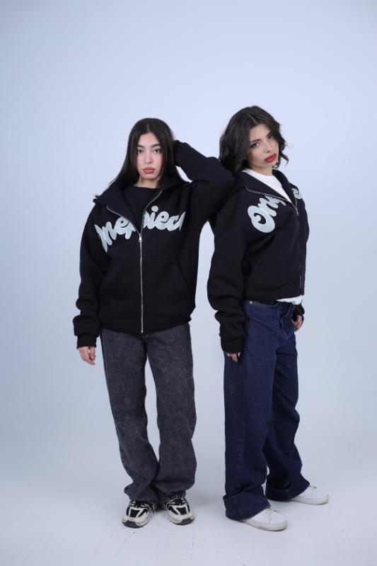 "OnePiece" Split Logo Zip-Up Hoodie - Black