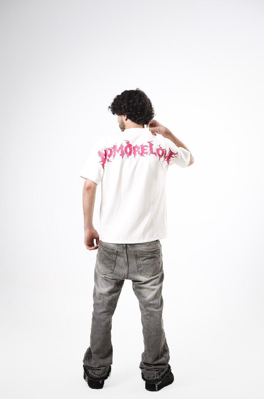 "OnePiece" Flame Graphic Tee - White