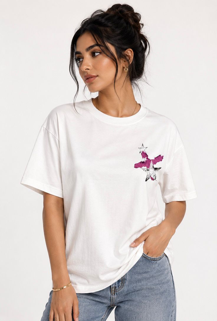 "One Piece" Grunge Star Oversized Graphic Tee - White