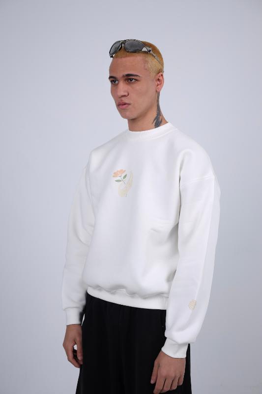 "From Dust, Love Bloom" Graphic Sweatshirt - White