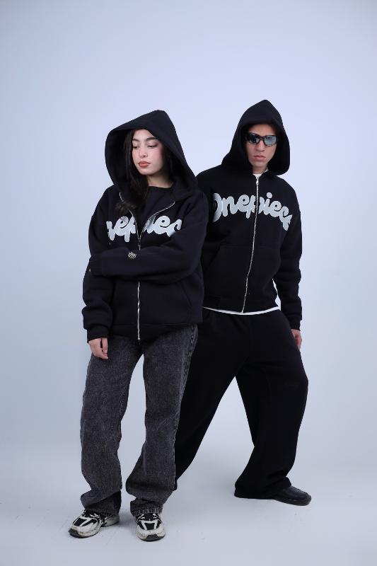 "OnePiece" Split Logo Zip-Up Hoodie - Black